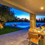 Vista Savudrija بيت للعطل أوماغ